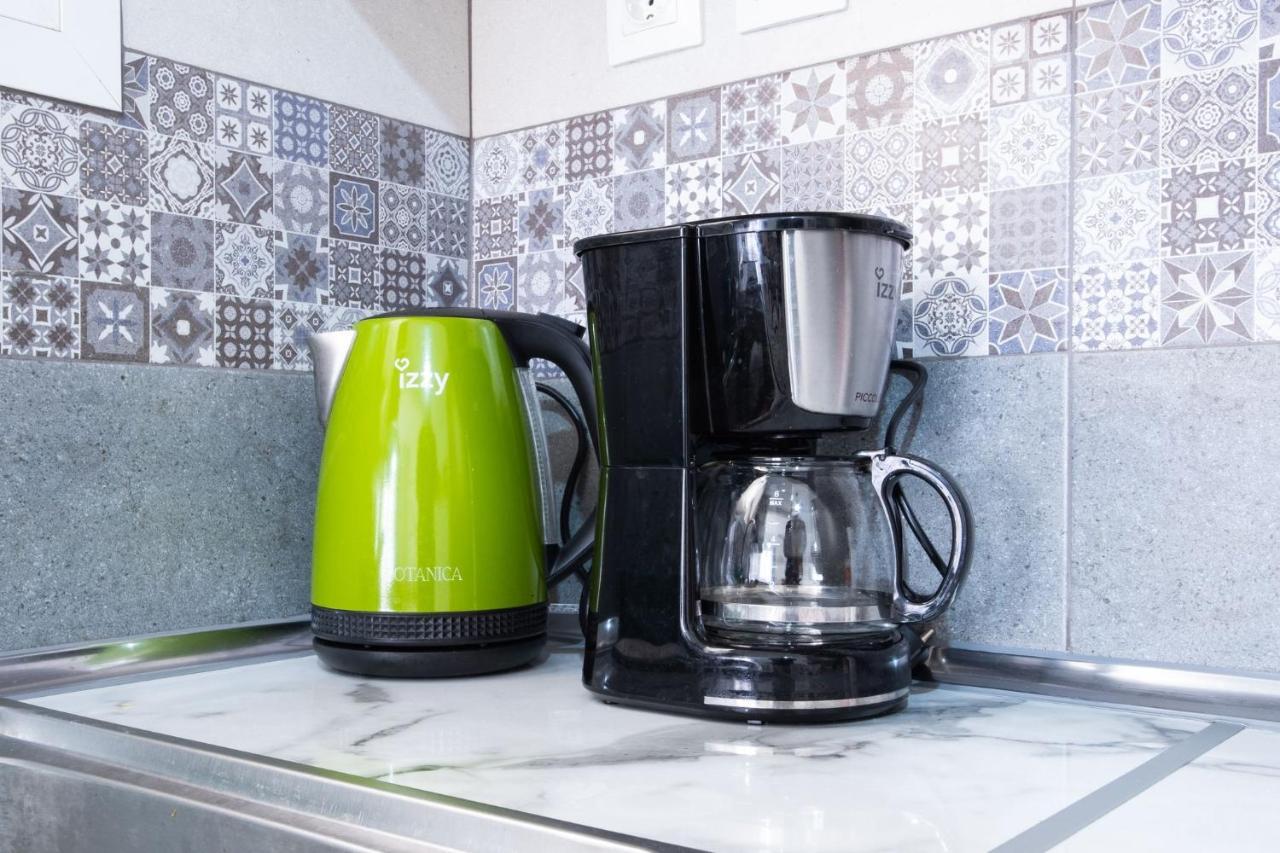 Bright Apartment In Pireo Esterno foto